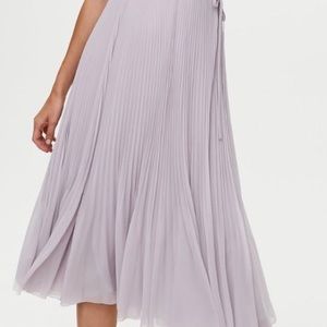 Aritzia Wilfred Twirl Chiffon Skirt